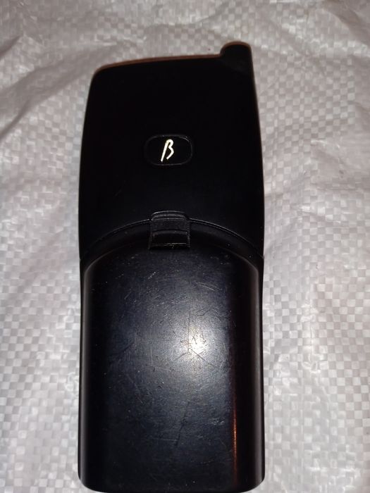 Ретро телефон за колекция .