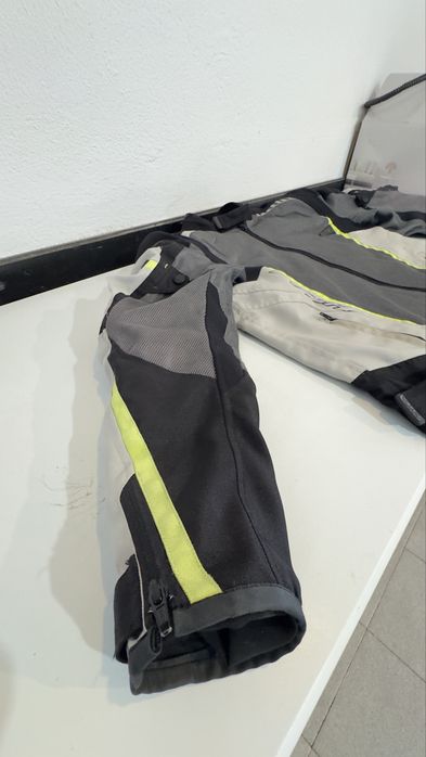 Мото яке SECA Airflow (Размер XXL) – С летни мрежести панели и AA защита