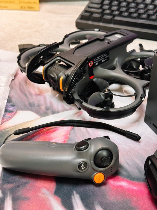 Дрон DJI Avata 2 Fly More Combo (3 батареи) серый