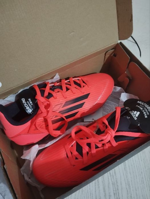 Бутцы adidas F50