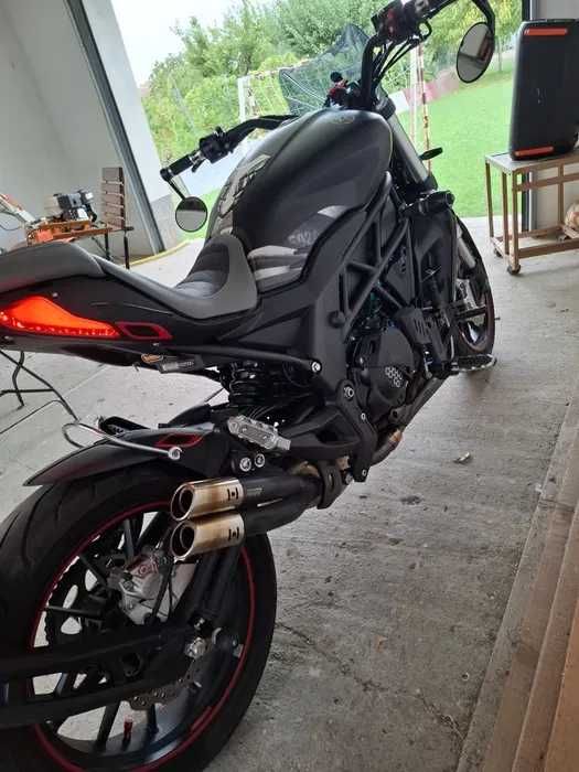 Vand motocicleta Benelli 502C