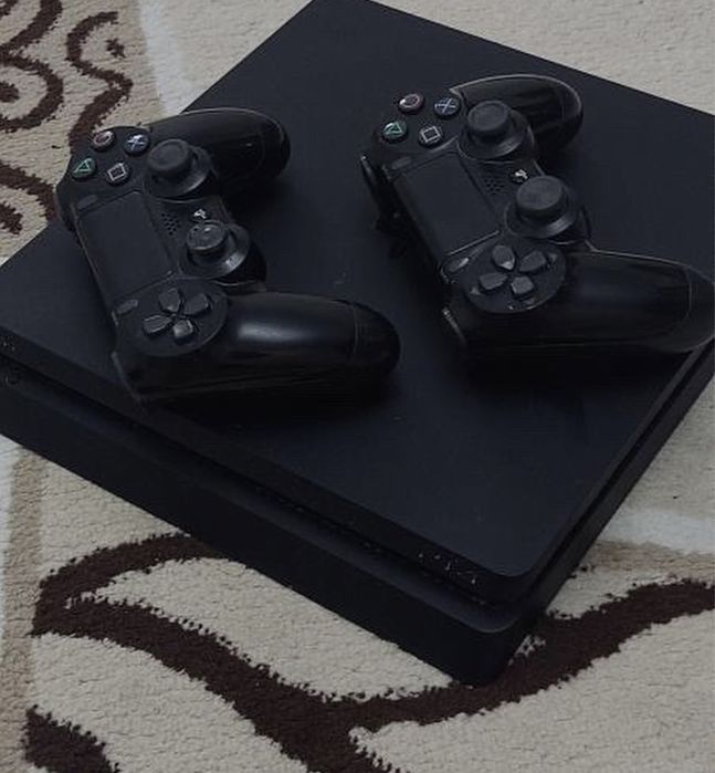 PlayStation 4 өзен