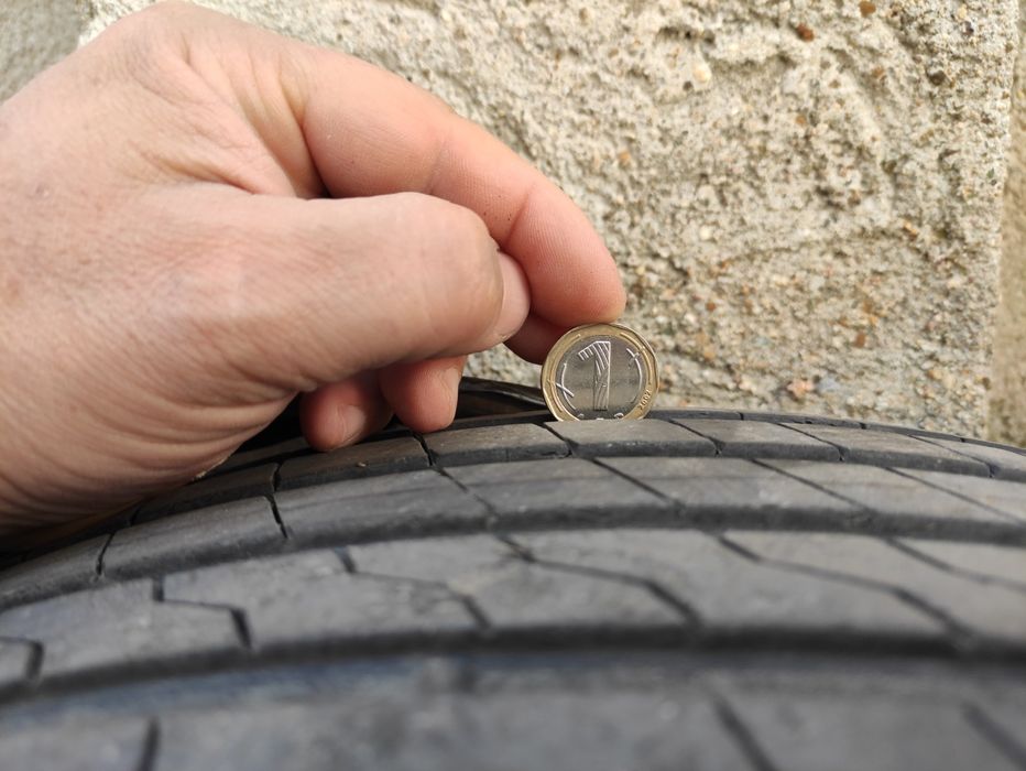 Гуми Firestone Roadhowk 215/65/16