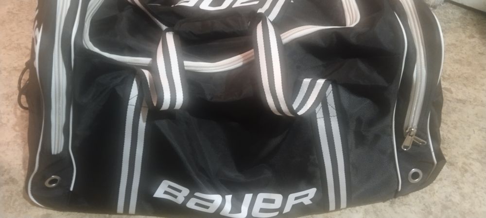 Продам хоккейный баул,для полевого играка