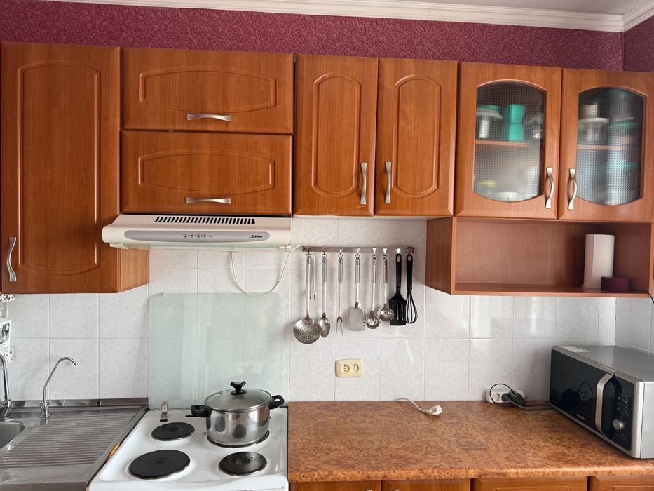 Продам б/у кухонный гарнитур