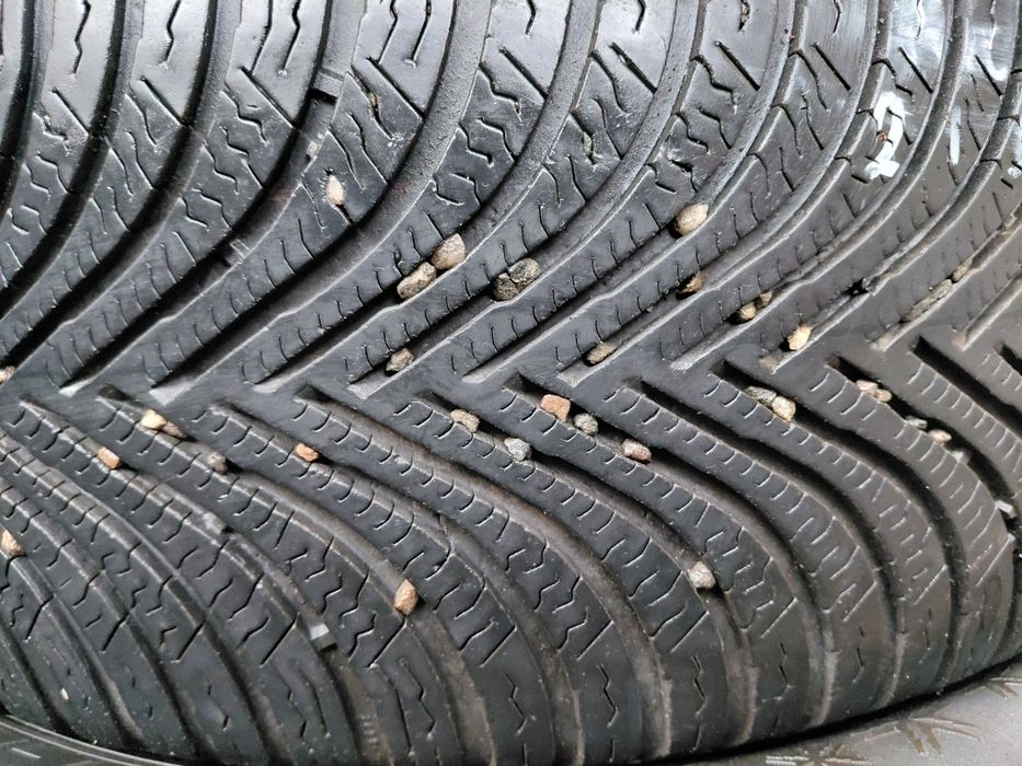 215/55/16" Michelin 2бр.гуми