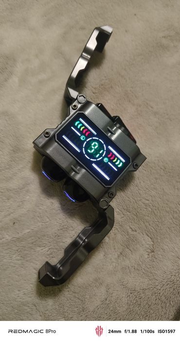 Продам наушники M60 Mecha TWS