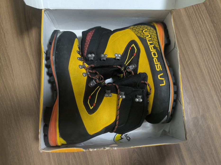 La sportiva nepal cube gtx