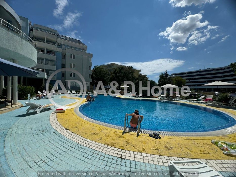 Продава се Тристаен апартамент в к.к. Слънчев бряг - 127 кв.м за 1142 €/кв.м - Снимка #12