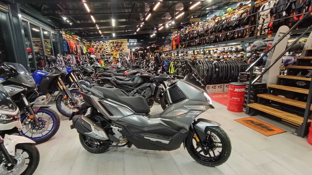 Scuter SYM ADX 300 nou 0km- in stoc EST BIKE Campina