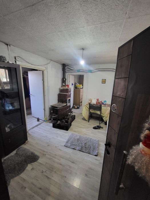 Vand gospodărie LETCA NOUA la 25 min de Bucuresti