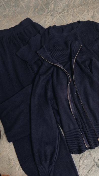 Тройка женский новый