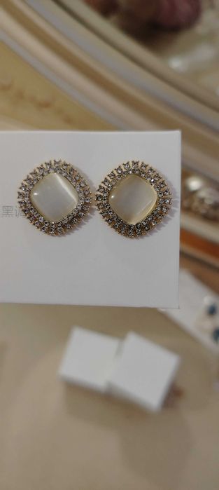 Продою Серёжки к