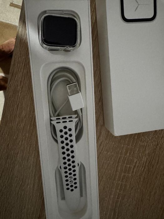 Apple wach seria 4