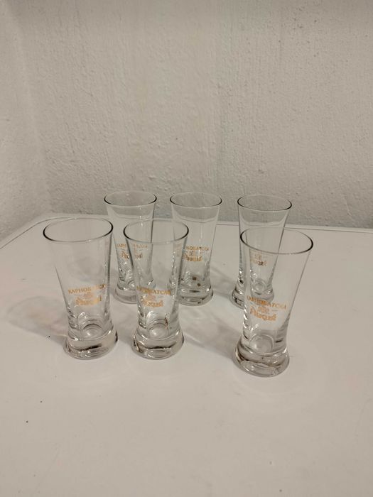 Керамични и стъклени чаши и сервизи за греяна ракия