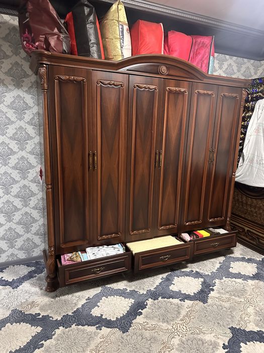 Spalniy Garnitur Kitayskiy