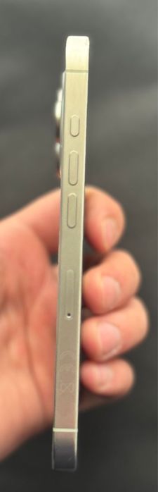 iPhone 16 pro 128 gb