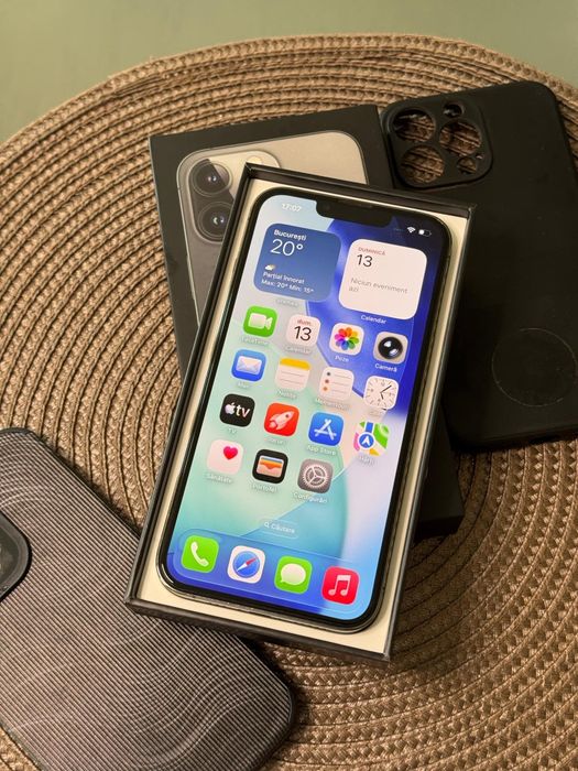 iPhone 13 pro Graphite 256 GB 89% impecabil la cutie + 2 huse