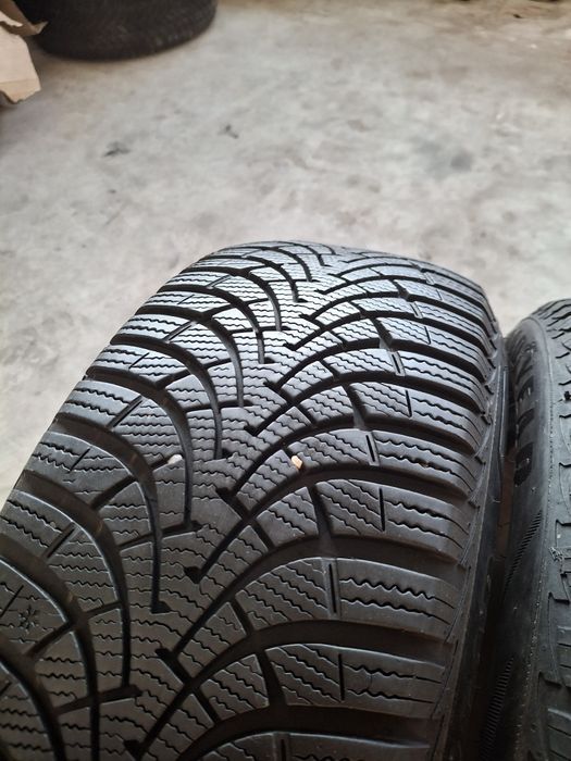 2 Anvelopele de iarnă 205 55 r16 Goodyear