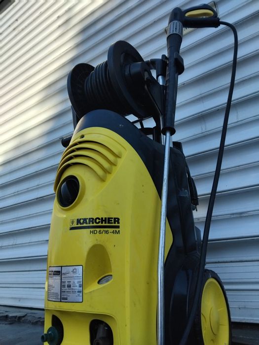 Водоструйка Karcher hd6/16M Profesional 220V 160bar Най Висок клас от мащините