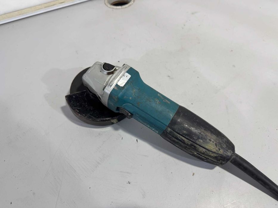 Ъглошлайф - Makita 110 V / 720 W / 115mm