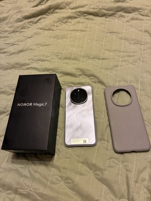 Продам Honor magic7
