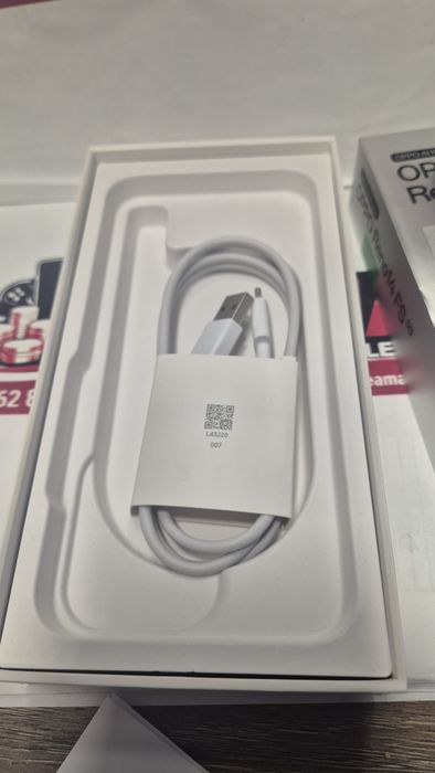 Telefon mobil OPPO Reno14 FS 5G, 512GB