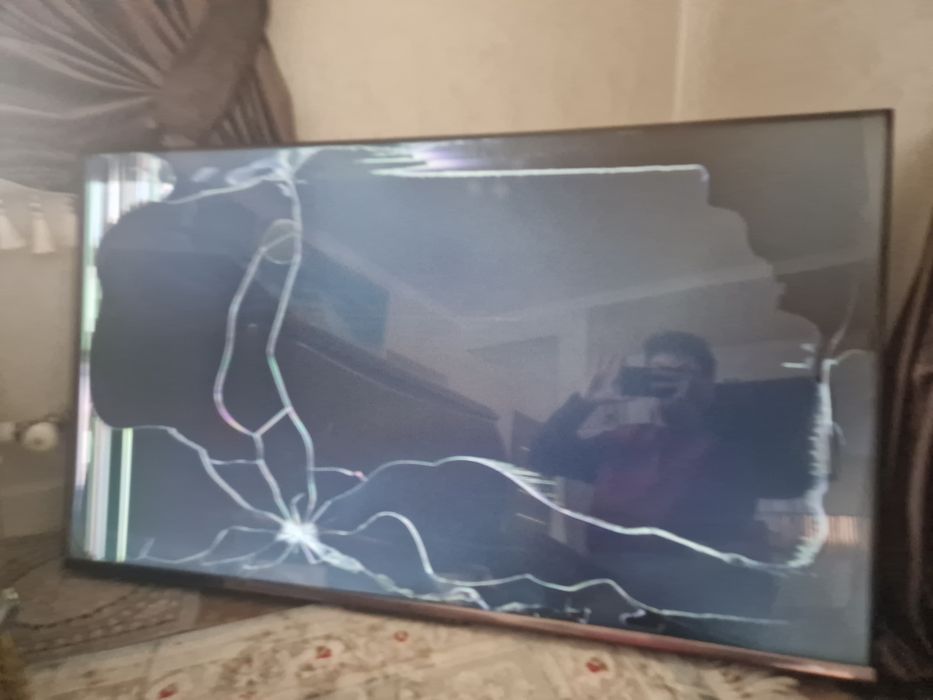 смарт телевизор !!!