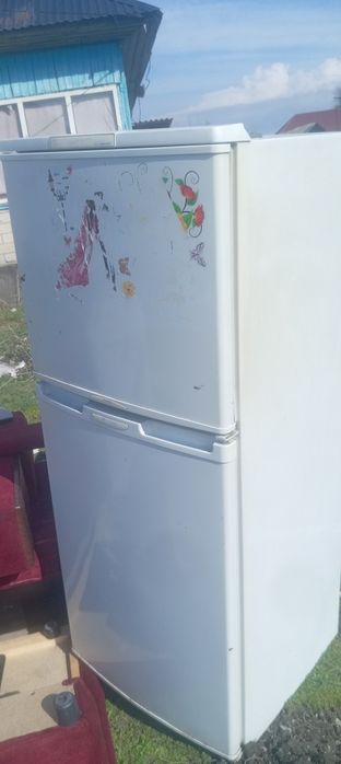 Продается холодильник Бирюса