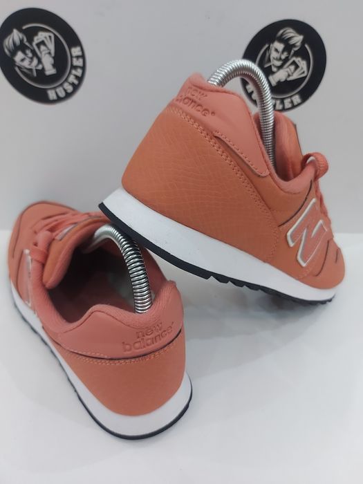 Маратонки NEW BALANCE 373.Номер 40