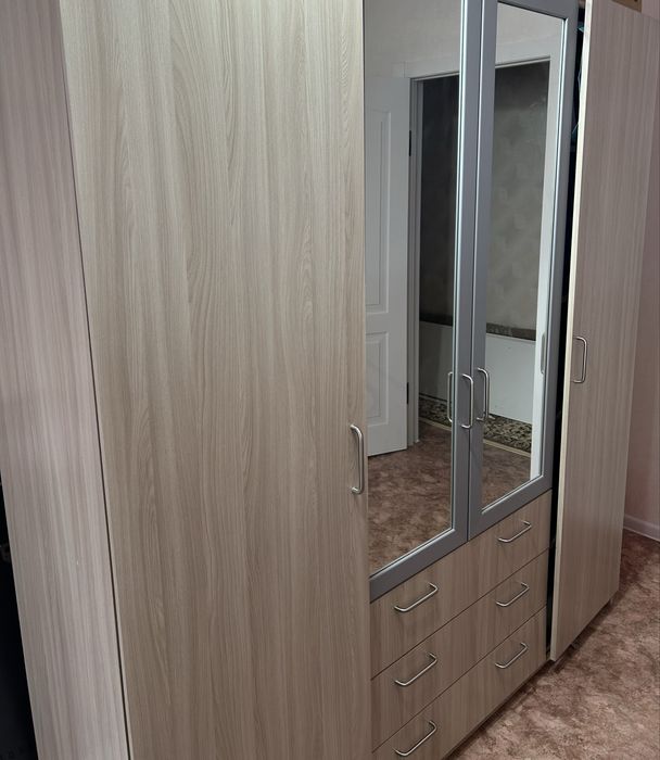 Продам шкаф в хорошем состоянии