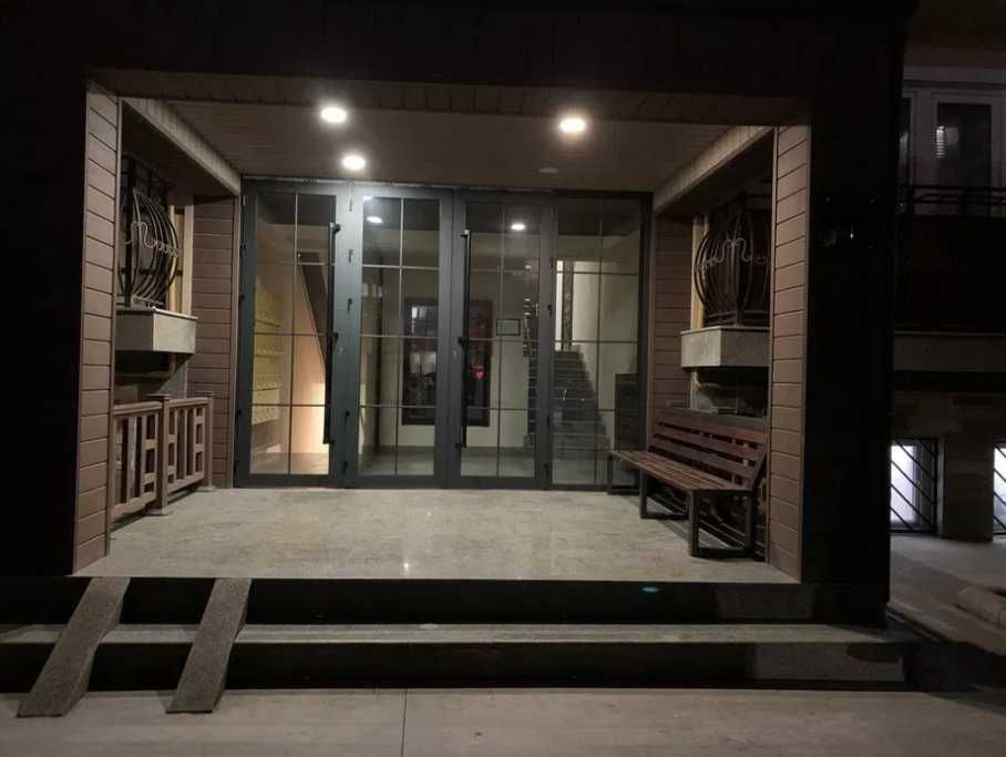 Ц-15 массив Жангох ул.Зулфия ханум пересечение Абая Пентхаус 206 кв.м