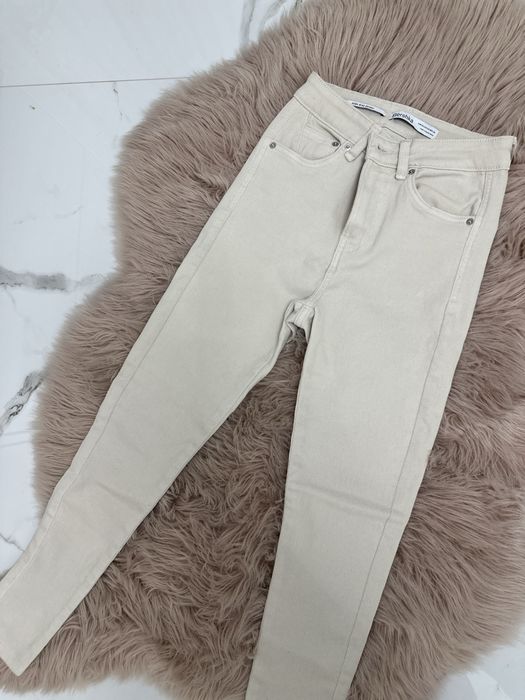 Чисто нов пантолон Bershka
