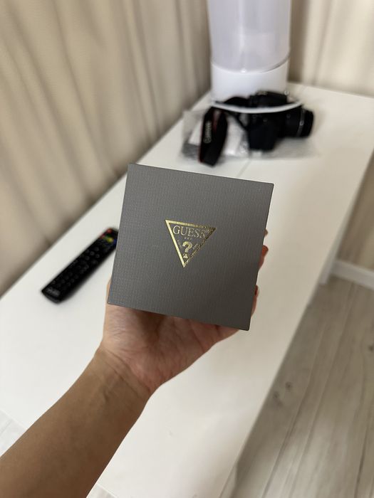 Продам часы оригинал,бренда  Guess