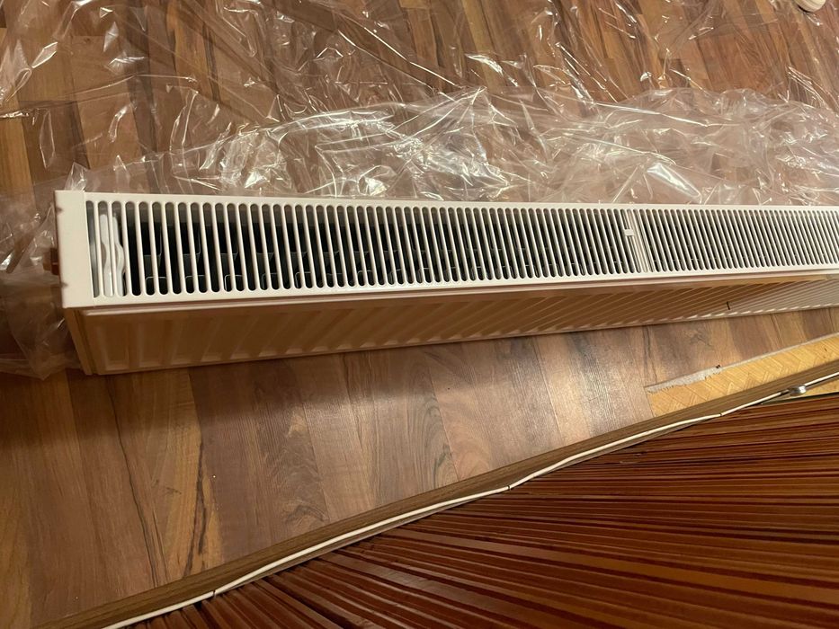 Стоманен радиатор В305mm/ Д1800mm