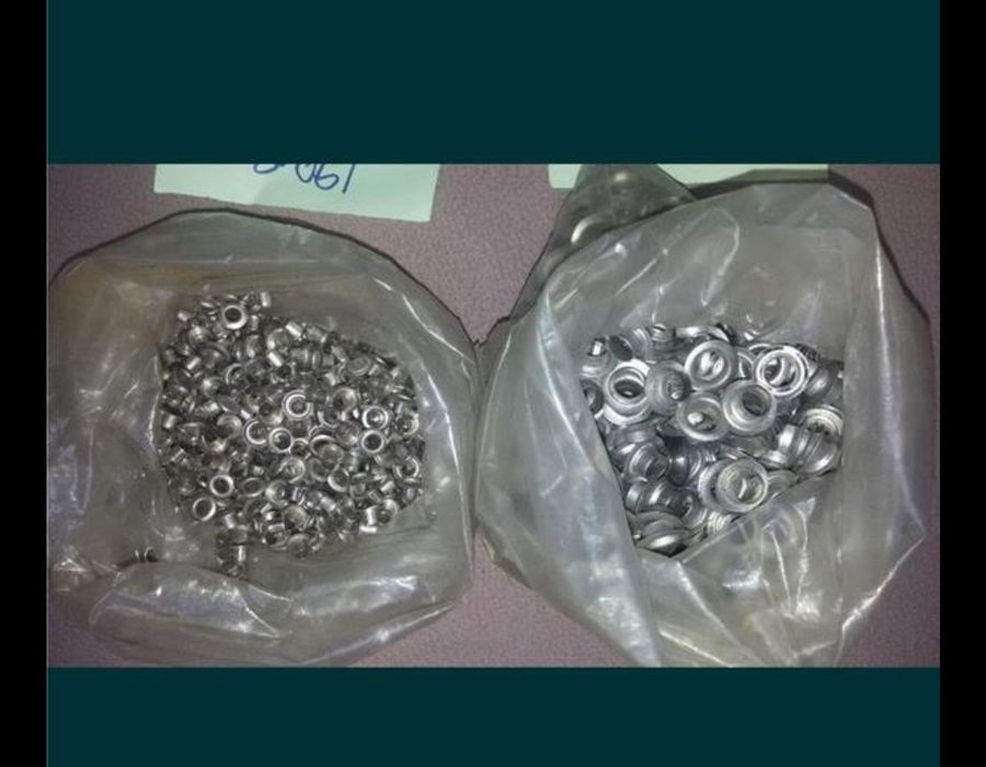 Ocheți și capse marochinărie