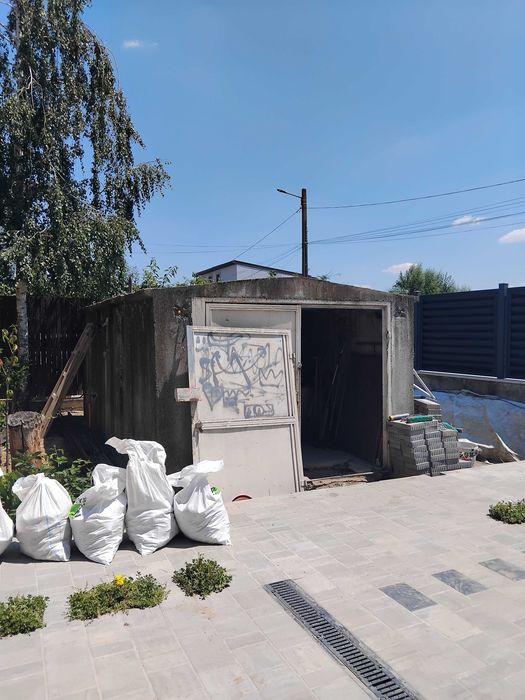 Vand garaj din beton