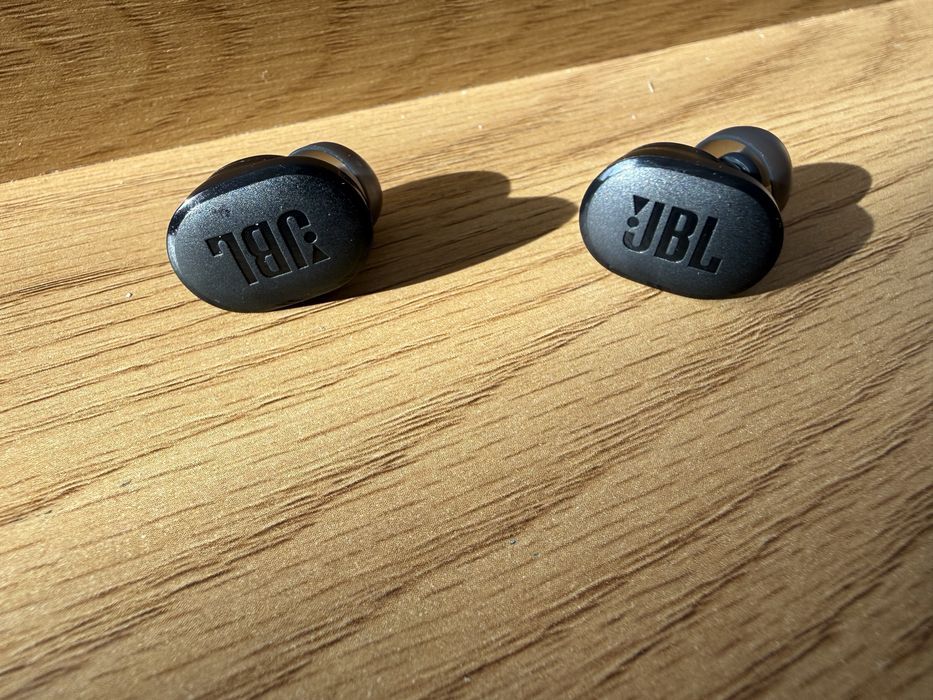 Casti wireless JBL Tune Buds, negre, ANC
