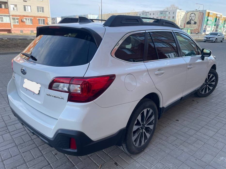 Продам Subaru Outback 2018 года