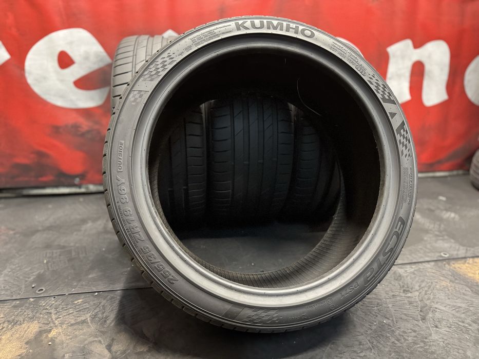 255 35 19, Летни гуми, Kumho EcstaPS71, 4 броя