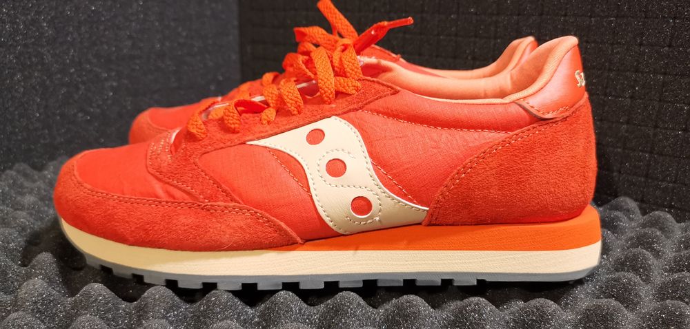 Asics, Saucony маратонки