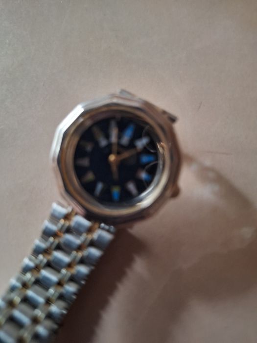 Vand ceas Corum, Elvetia.