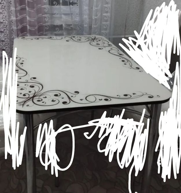 Продам стол в отличном состоянии!