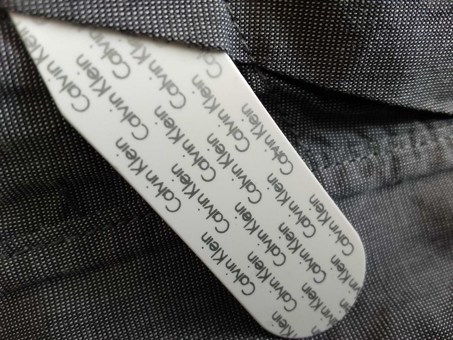 Оригинална памучна риза Calvin Klein Regular Fit (размер 17)