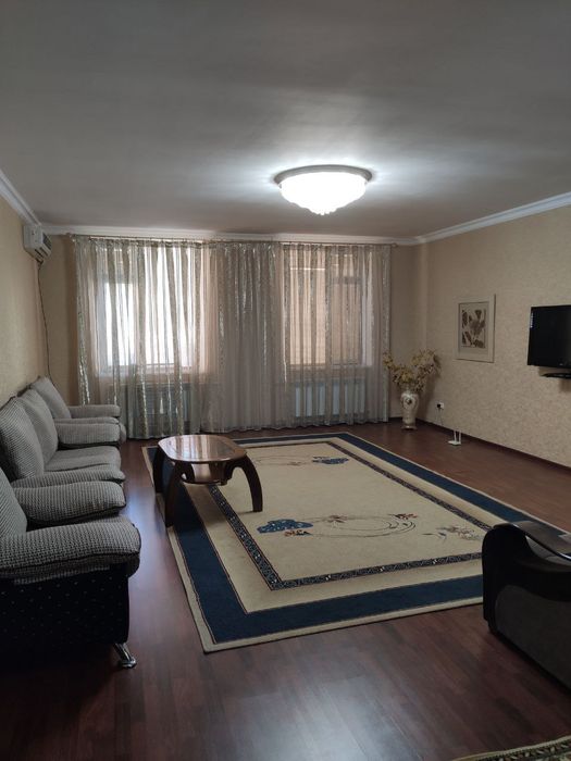 Сдается квартира в центре города!