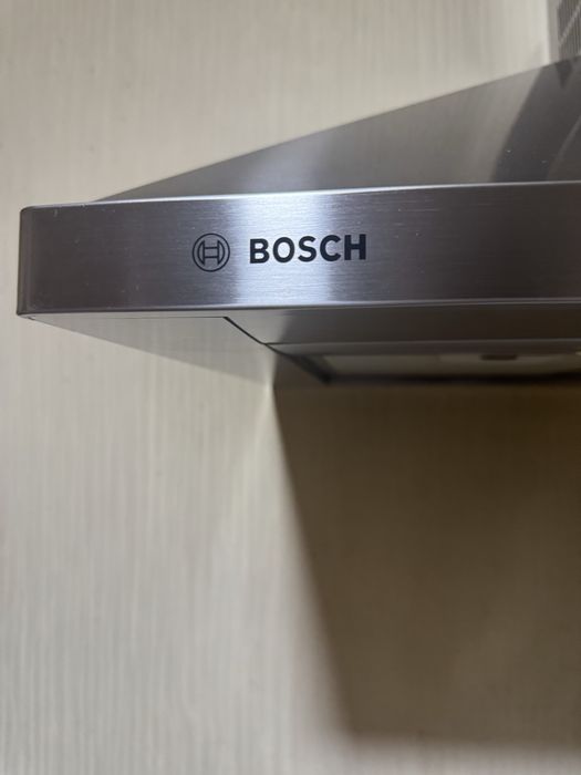 продам Вытяжку  Bosh