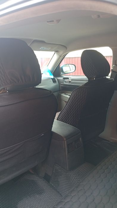 Крайслер 300с  пешите