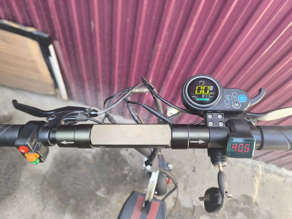 Продам Электросамокат