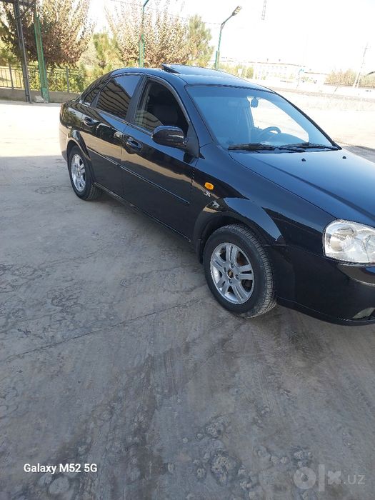Chevrolet Lacetti 1.6 avtomat sotiladi xolat a'lo