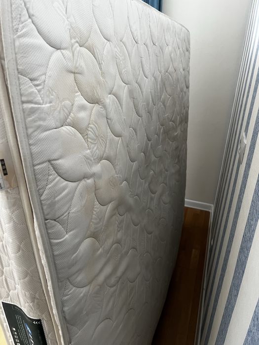 Отдам бесплатно Матрас